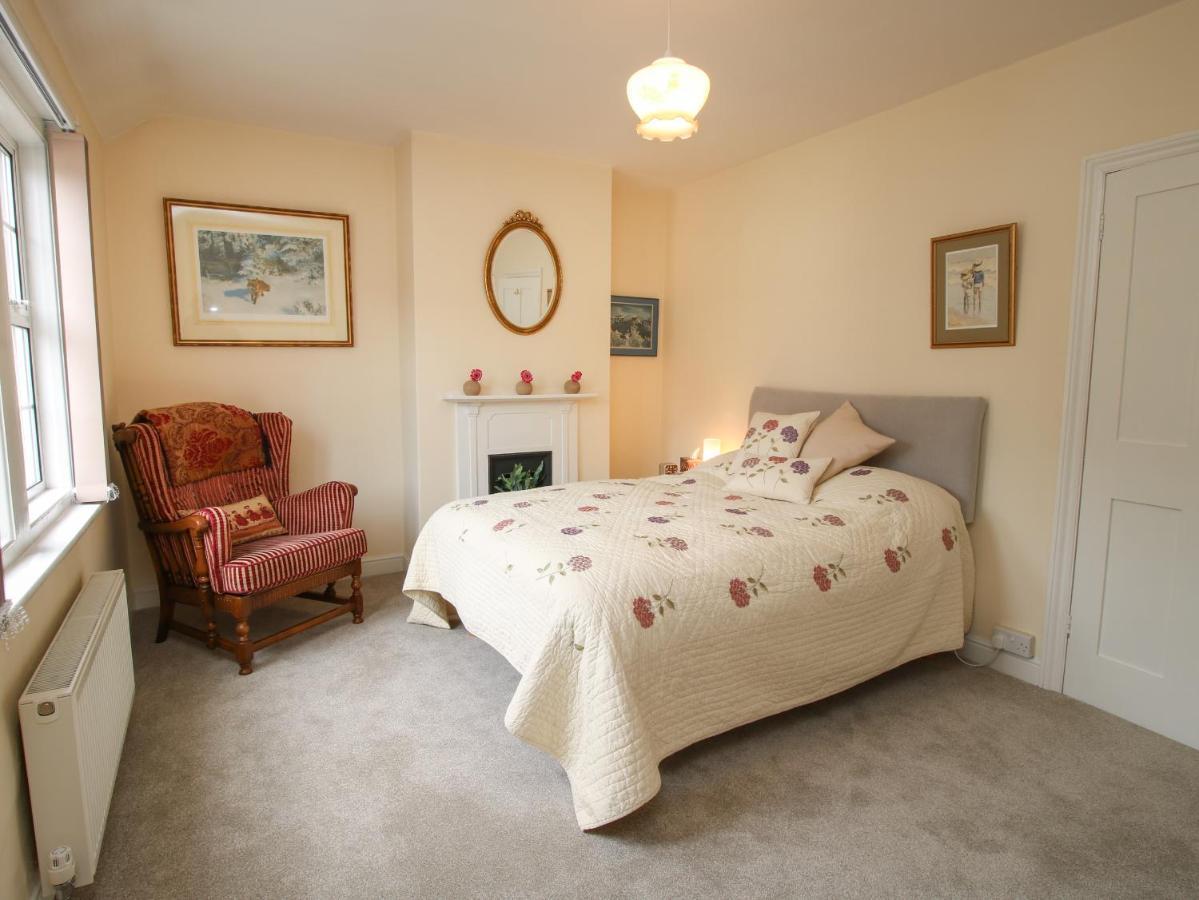 Penny Cottage ลุดโลว์ ภายนอก รูปภาพ